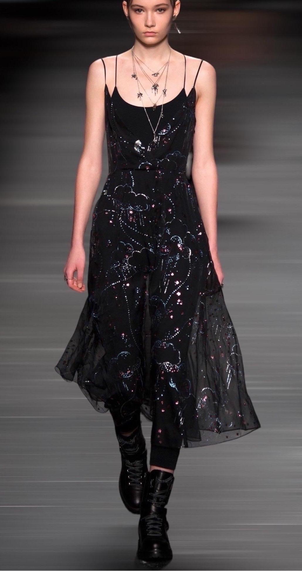 UNWORN  Breathtaking VALENTINO Black Glitter-Embellished Silk Dress Gown 42 For Sale 5
