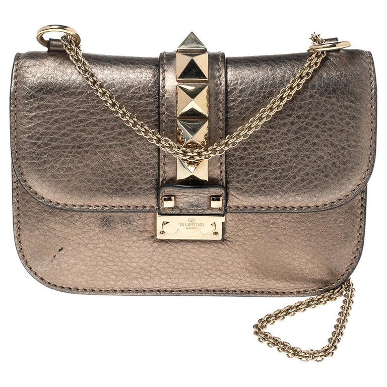 Vergoeding club kwaad Valentino Bronze Leather Small Rockstud Glam Lock Shoulder Bag at 1stDibs