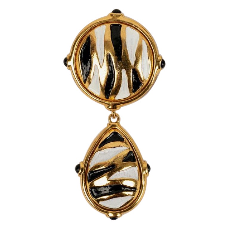 Valentino Brooch in Golden Enamelled Metal Spindle For Sale