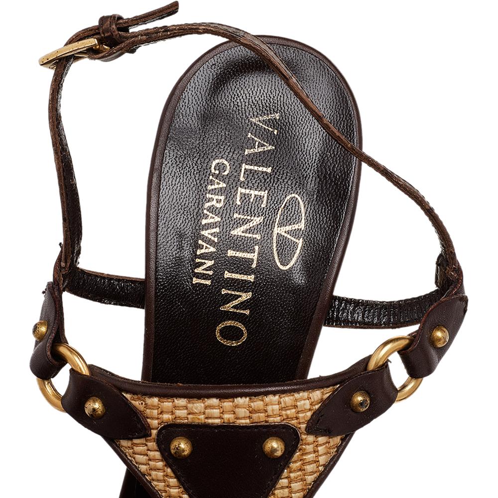 Valentino - Sandales compensées en cuir embossé marron, taille 37 Pour femmes en vente