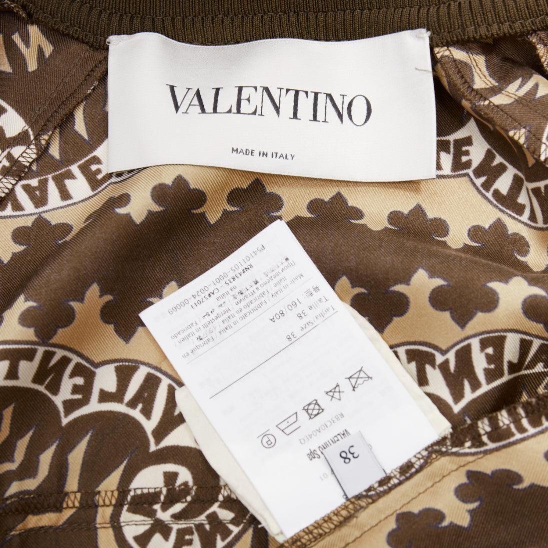 Valentino, giacca da ginnastica con sciarpa stampata in 100% seta, colore marrone, IT38 XS in vendita 5