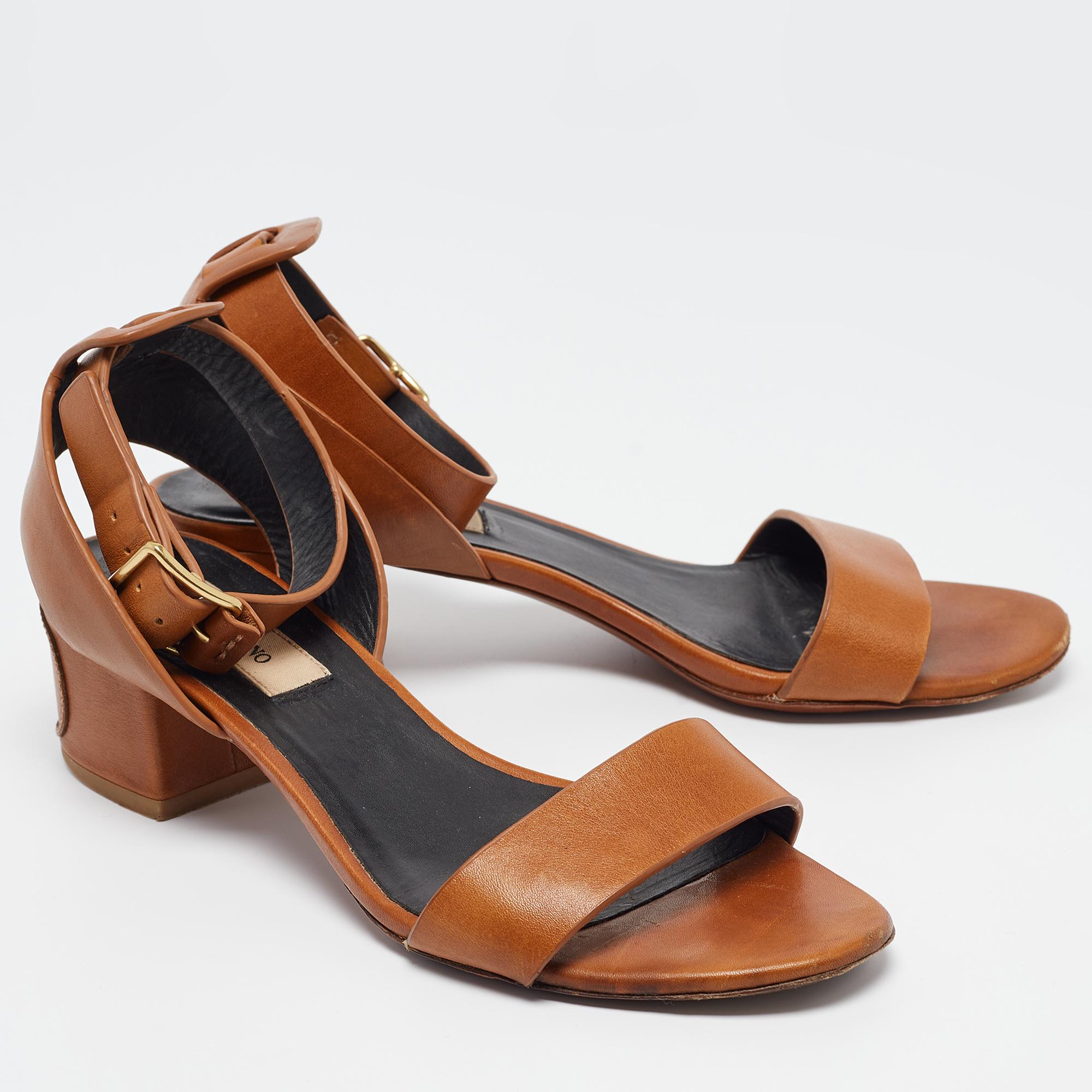 Valentino Brown Leather Ankle Strap Sandals Size 37 For Sale 2