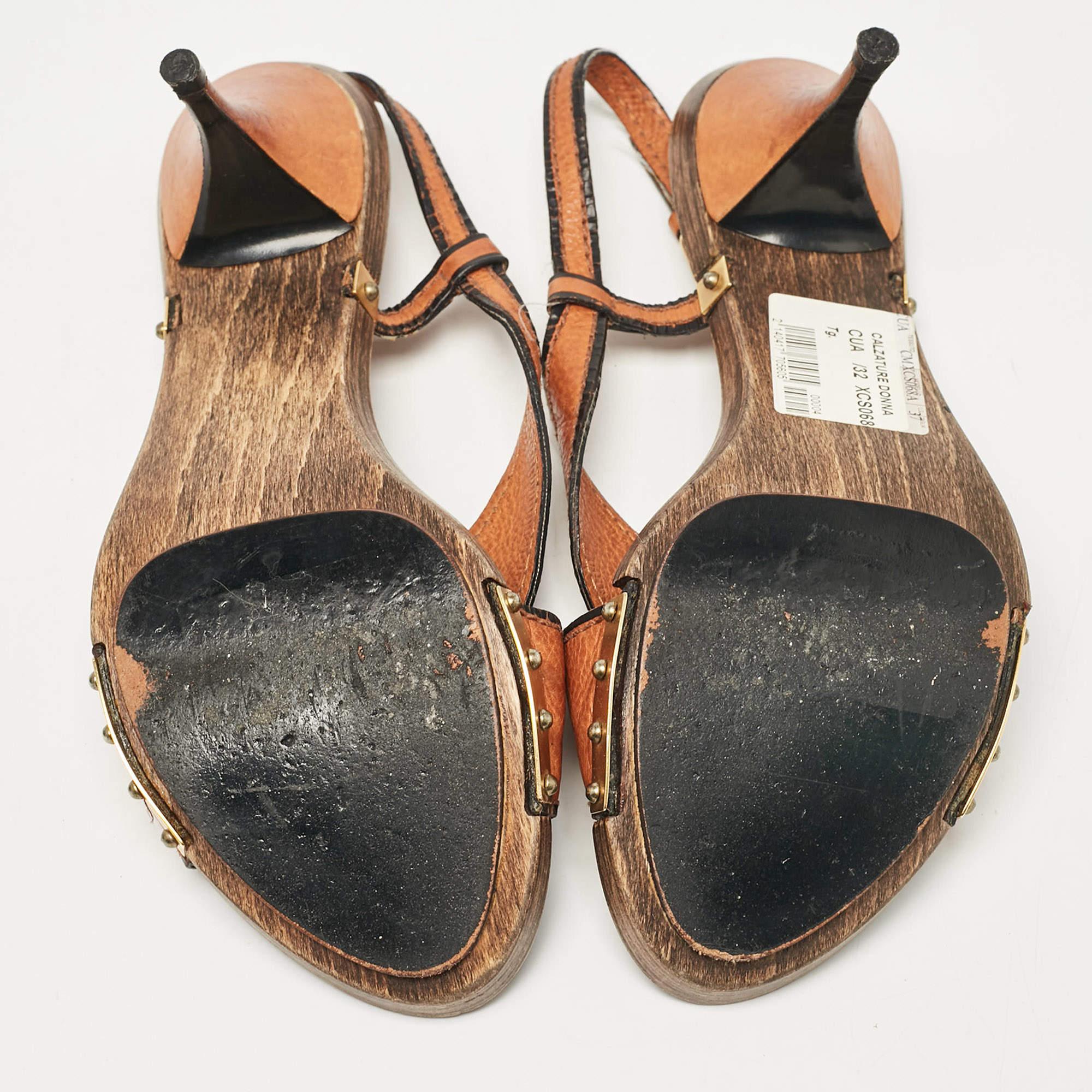 Valentino - Sandales à lanières en cuir Brown - Taille 37 en vente 2