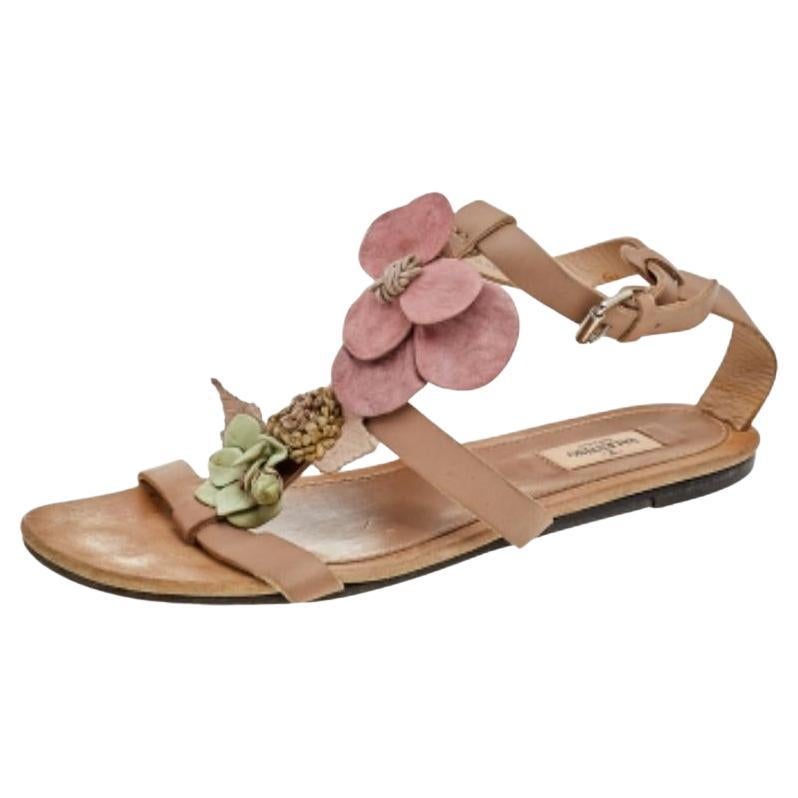 Sandalias con correa en el tobillo de piel marrón Valentino talla 39