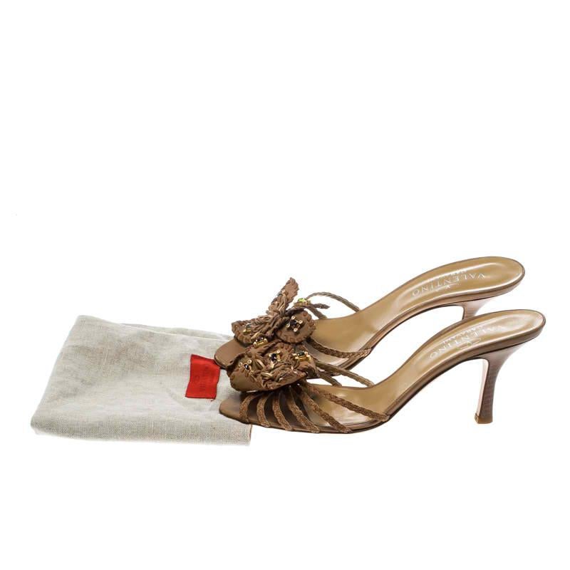 Valentino Brown Leather Flower Slides Sandals Size 40.5 4