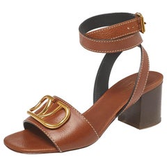 Valentino Brown Leather V logo Ankle Wrap Block Heel Sandals Size 39