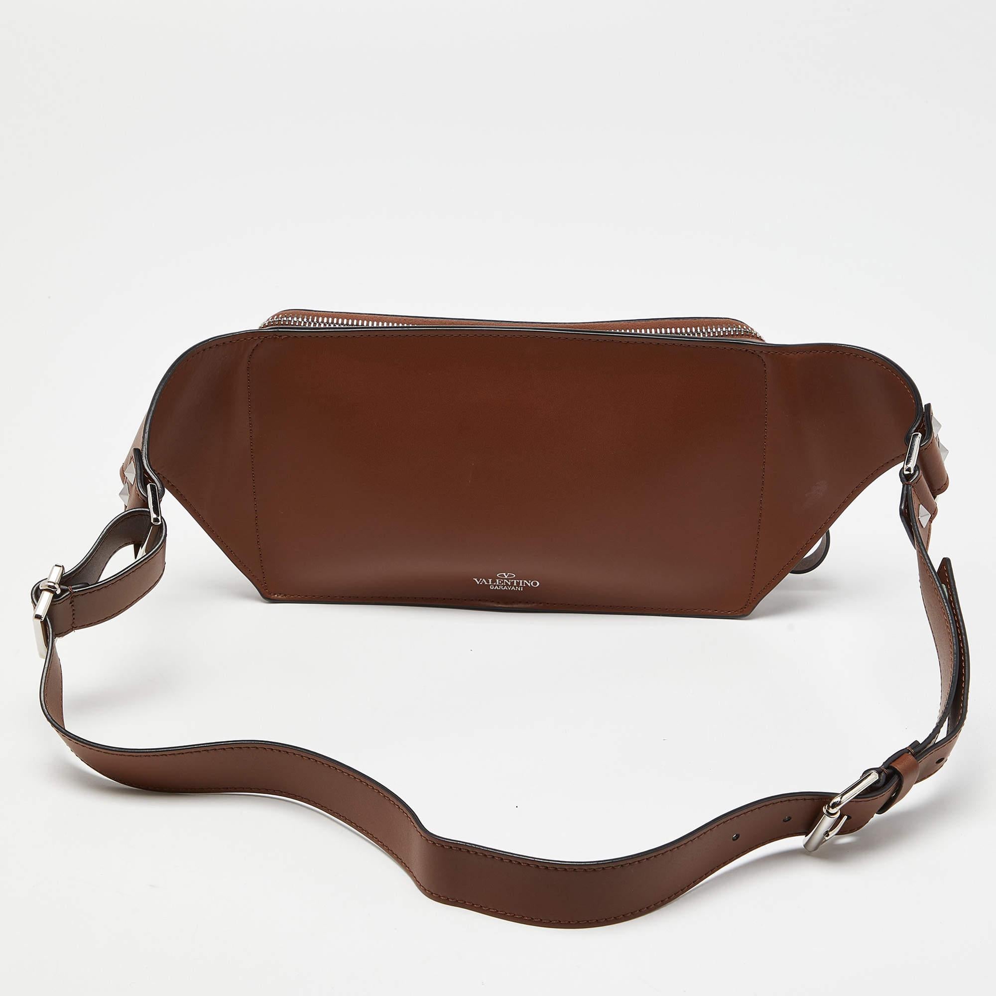 Valentino Brown Leather VLTN Belt Bag For Sale 4