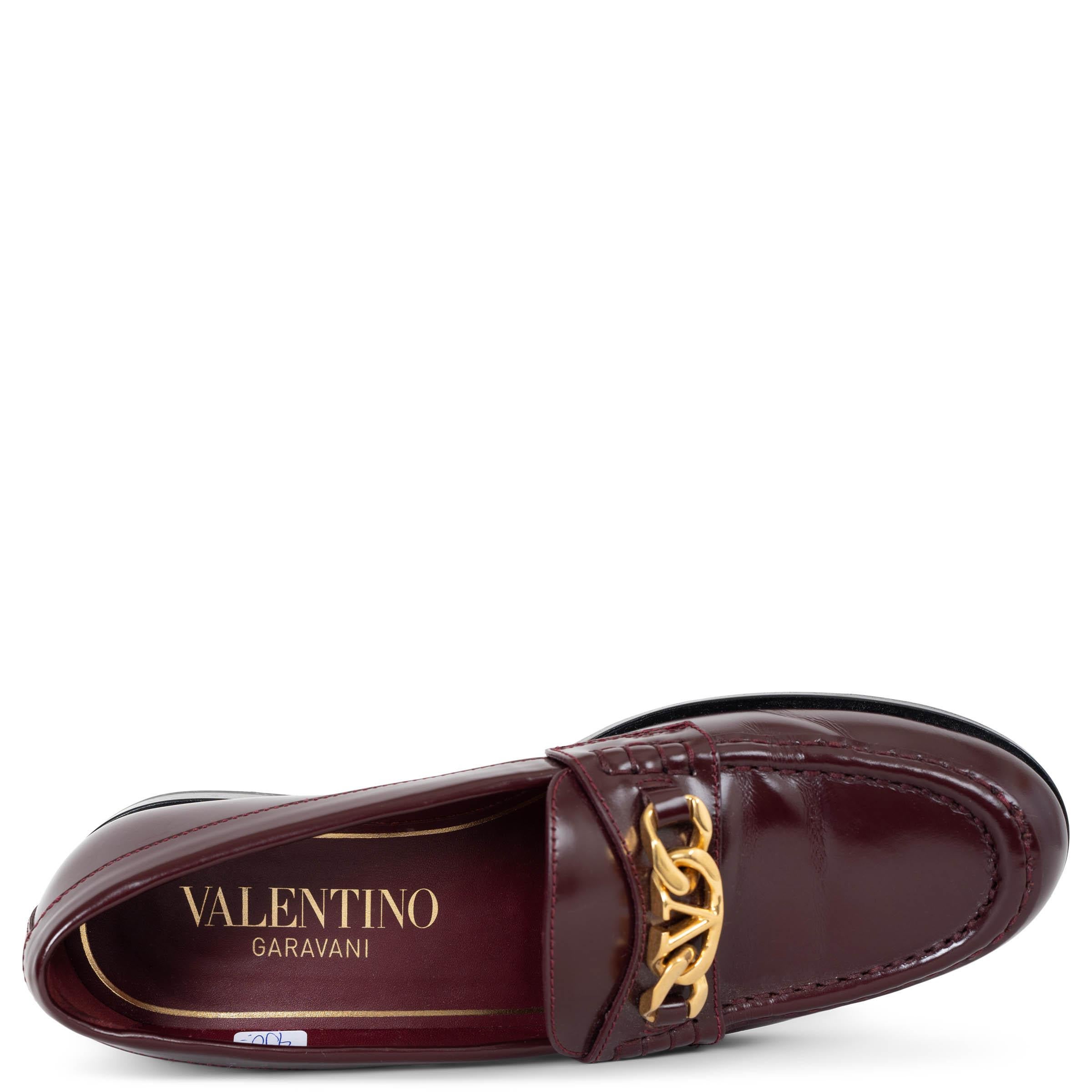 VALENTINO burgundy leather 2022 VLOGO CHAIN Loafers Flats Shoes 38.5 For Sale 3