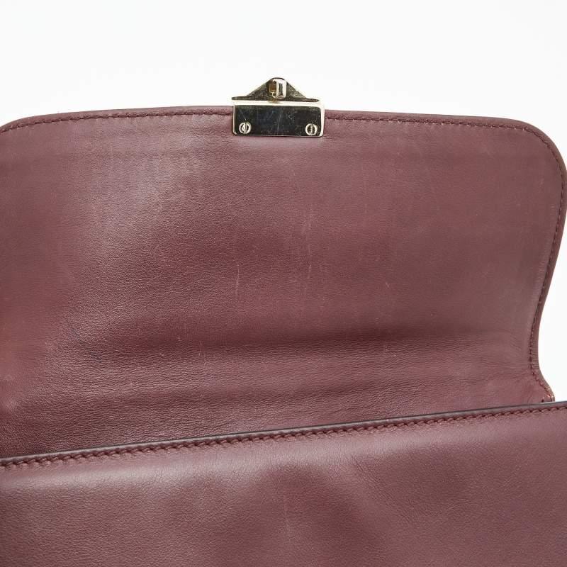 Women's Valentino Burgundy Leather Medium Rockstud Glam Lock Flap Bag For Sale