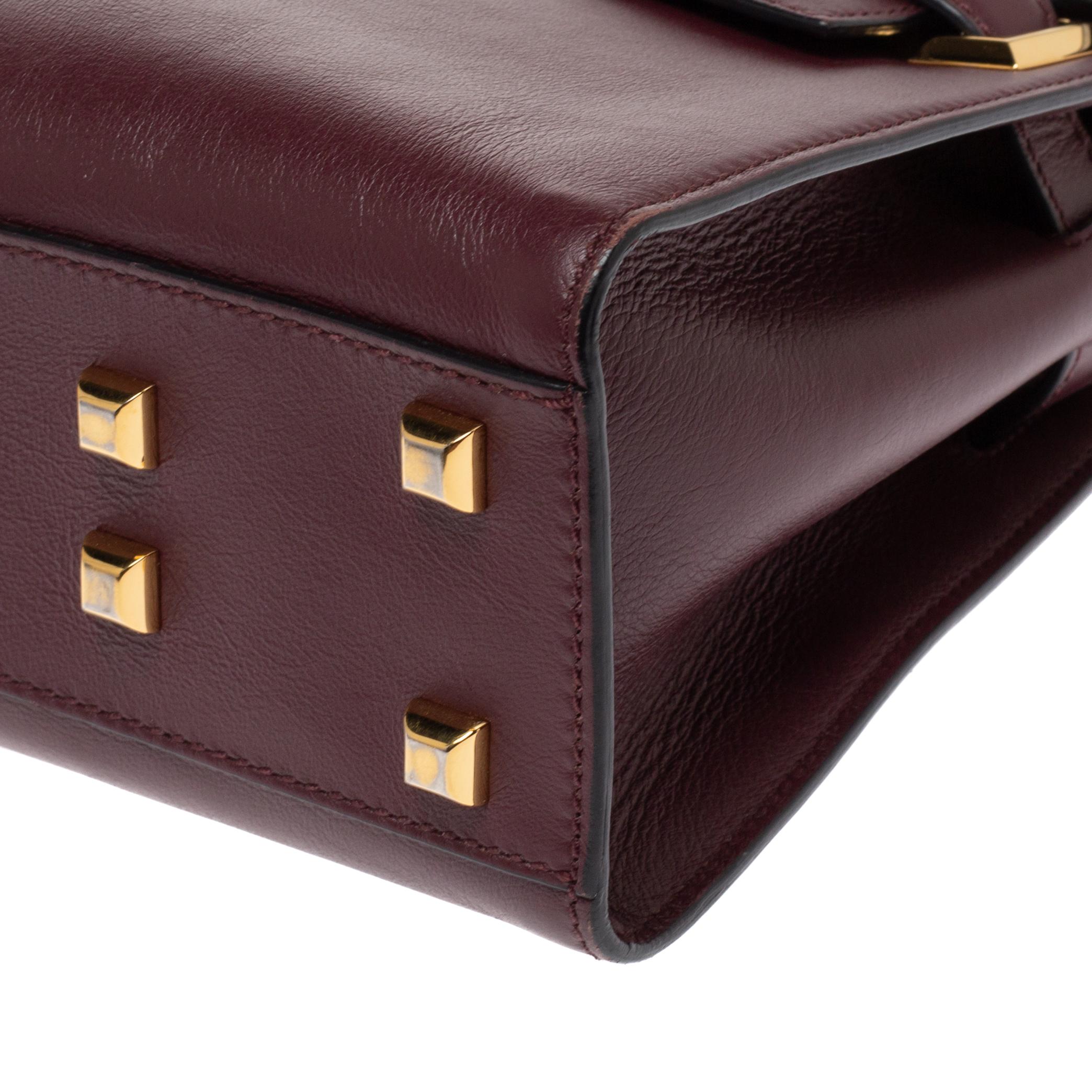 Valentino Burgundy Leather My Rockstud Top Handle Bag In Good Condition In Dubai, Al Qouz 2