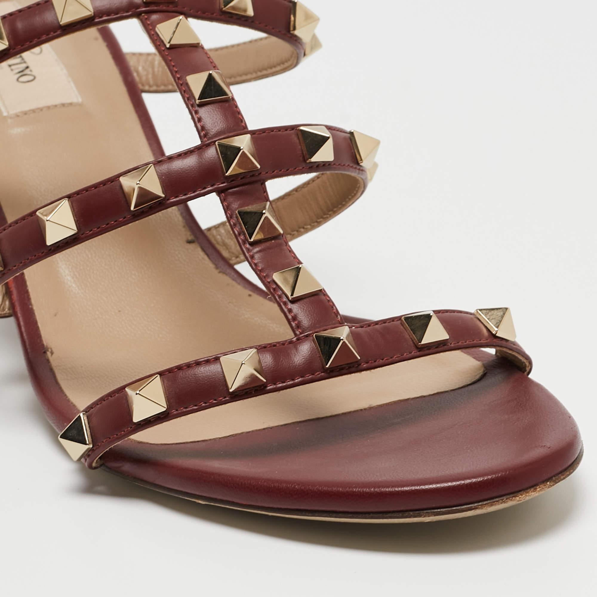 Women's or Men's Valentino Burgundy Leather Rockstud Sandals Size 41