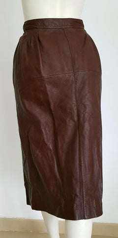 VALENTINO Burgundy Leather Skirt - Excellent condition