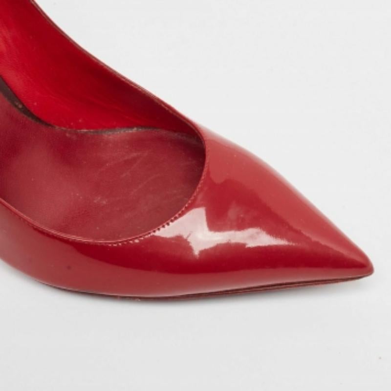 Bombas con correa en el tobillo de charol burdeos Valentino talla 39.5 en venta 2