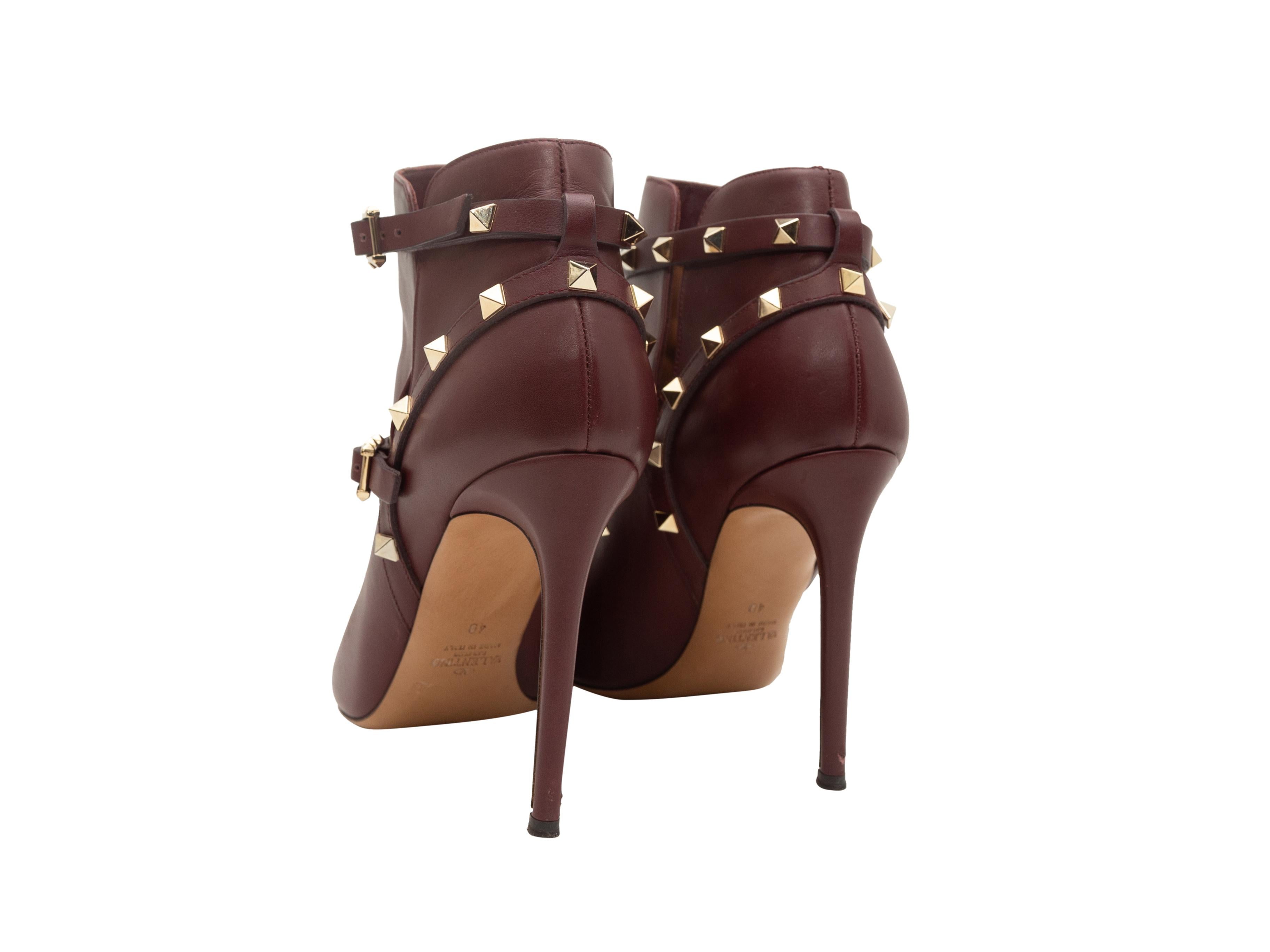 Brown Valentino Burgundy Pointed-Toe Leather Rockstud Booties