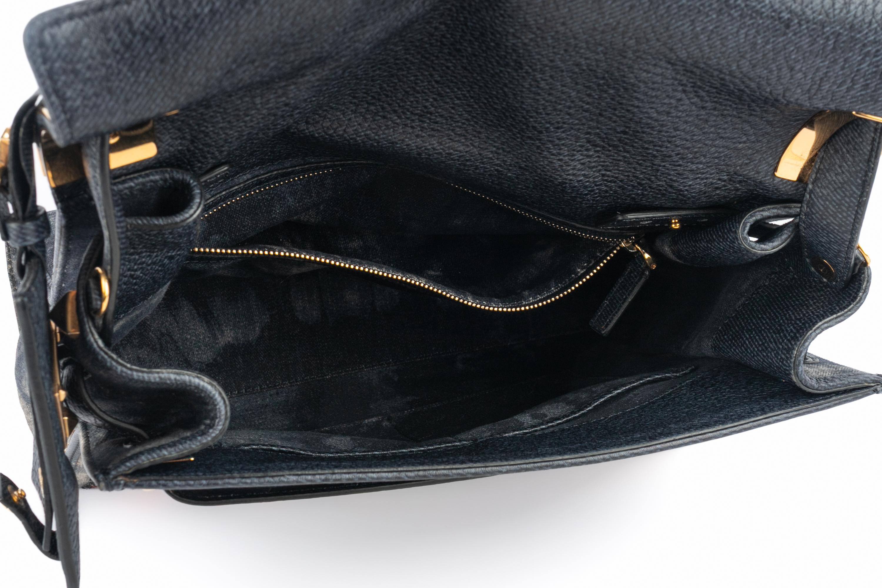 Valentino 'Schmetterling' Tasche Pre-Fall 2016 im Angebot 7