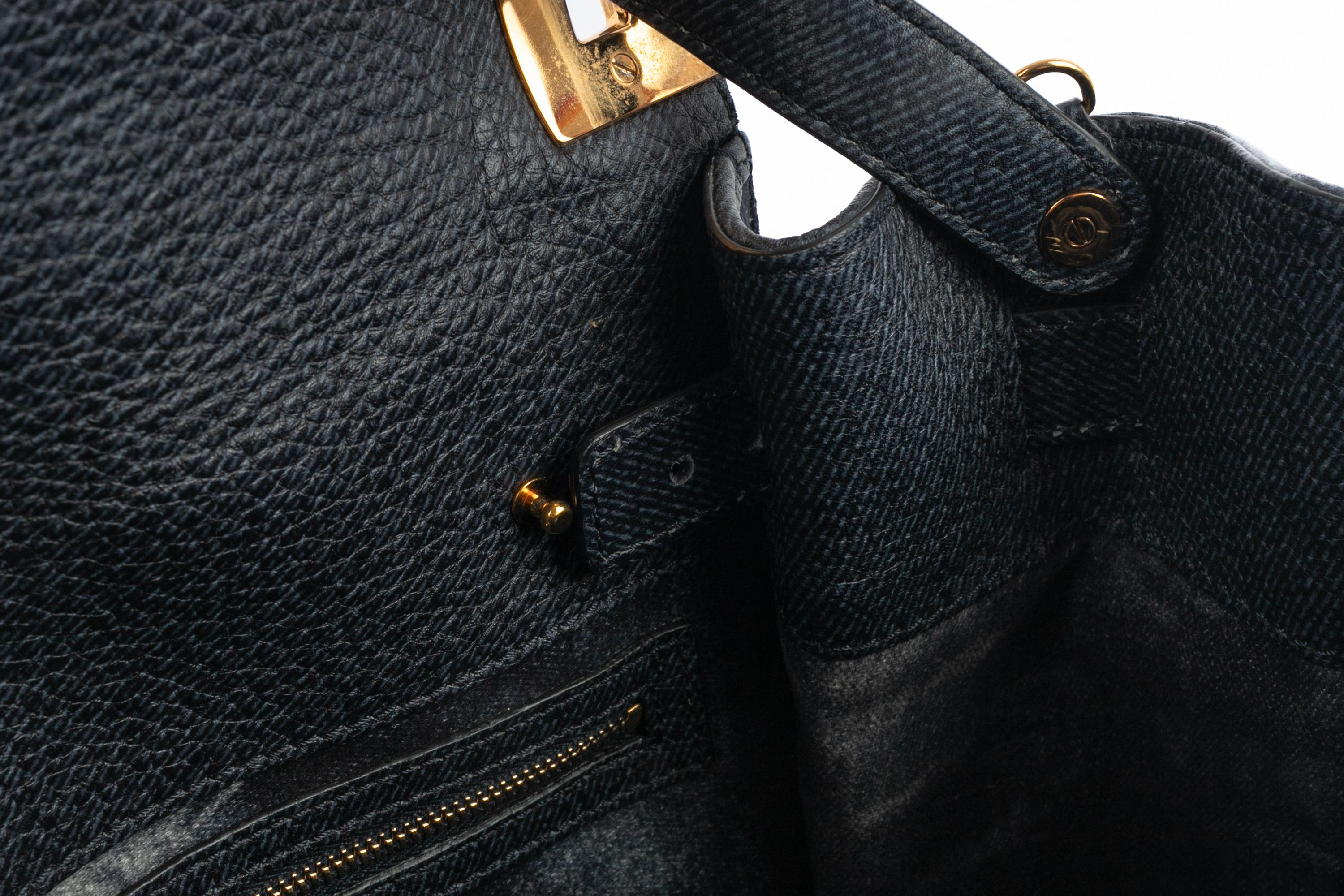 Valentino 'Schmetterling' Tasche Pre-Fall 2016 im Angebot 9