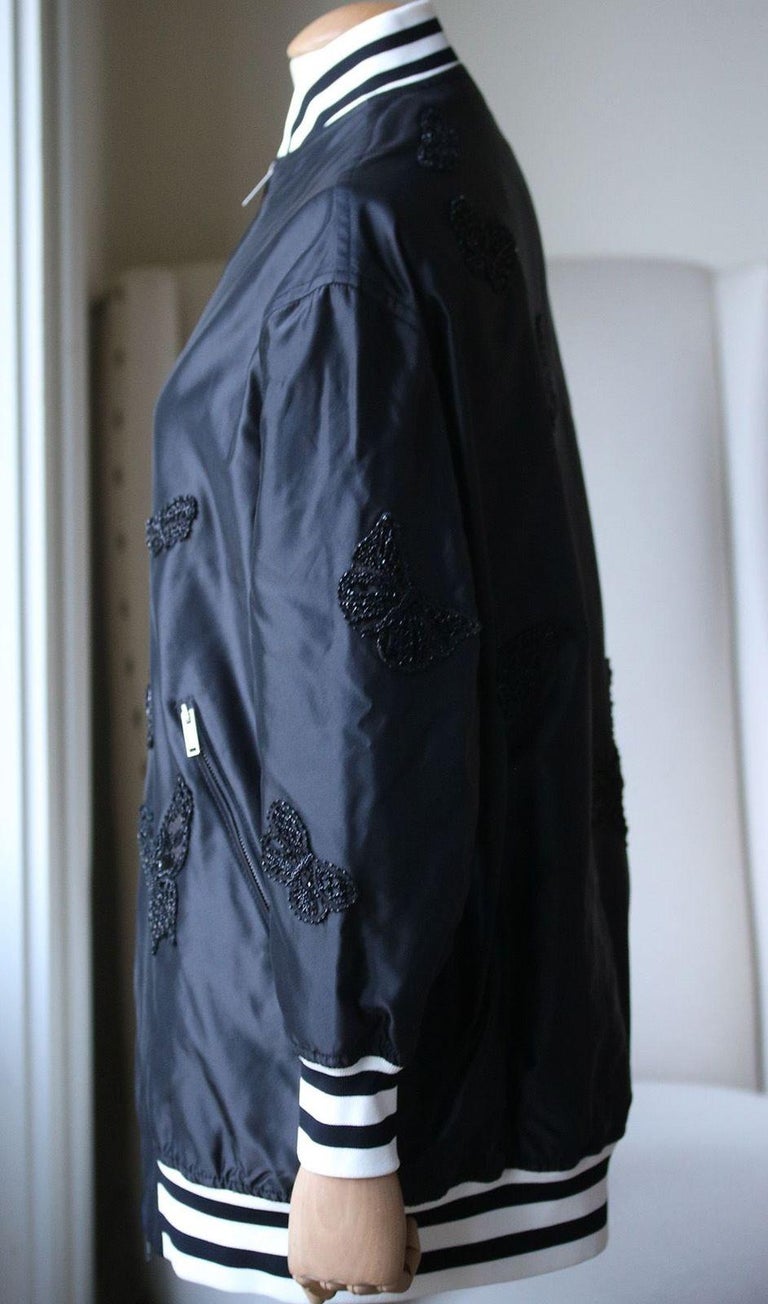Helt tør panel øjenbryn Valentino Butterfly Embroidered Silk Bomber Jacket For Sale at 1stDibs