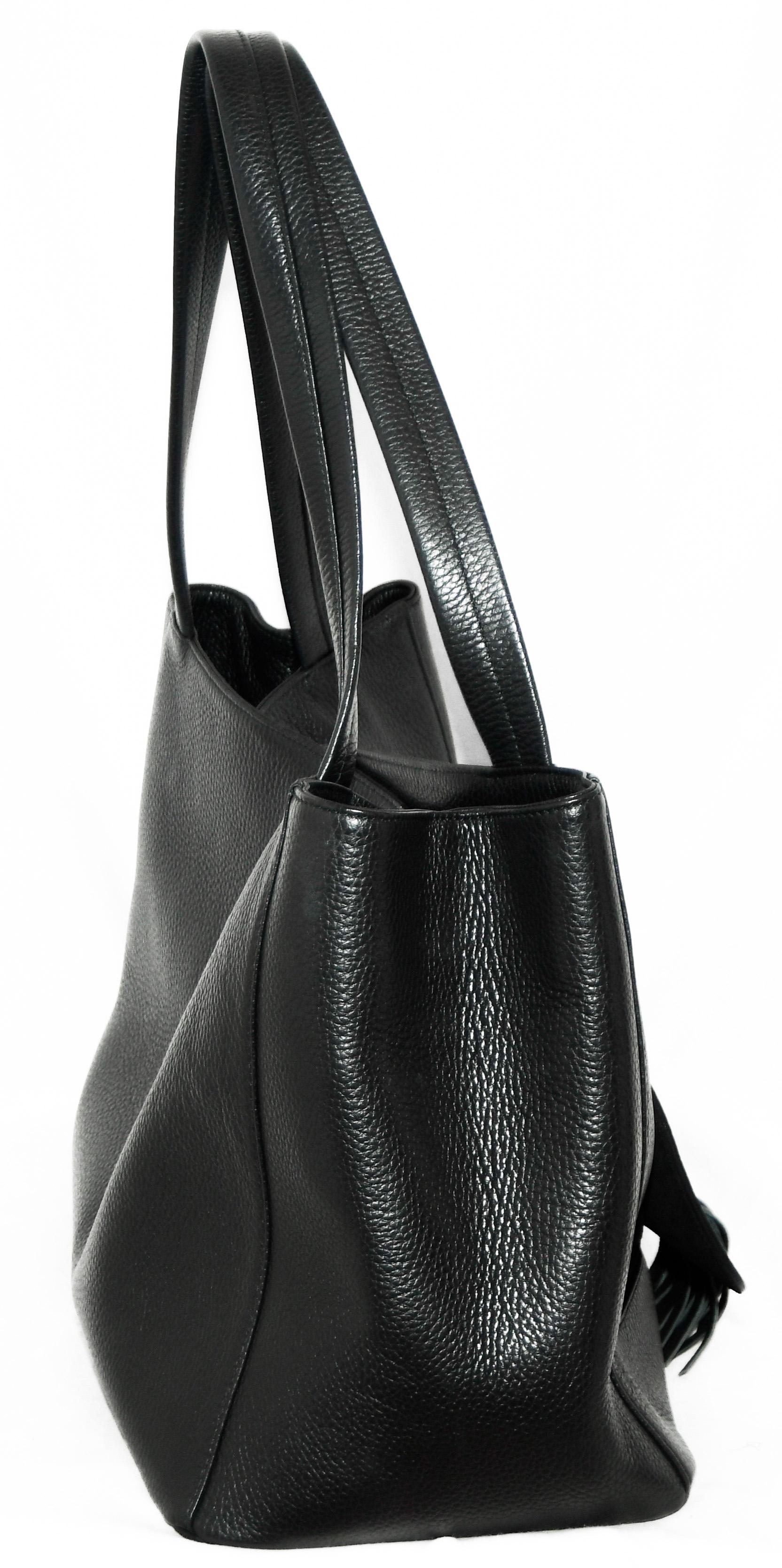 Valentino by Mario Valentino Estelle signature shoulder tote bag is composed of Dollaro leather includes quilted V logo at front.  With two flat top handles/ shoulder straps include a 10