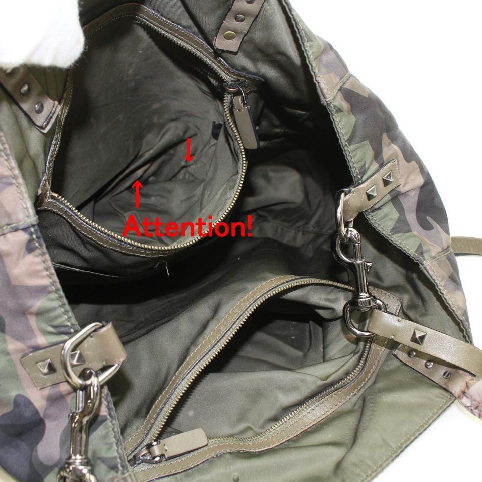 Valentino - Fourre-tout 2way Star Rockstud camouflage 871702  en vente 7