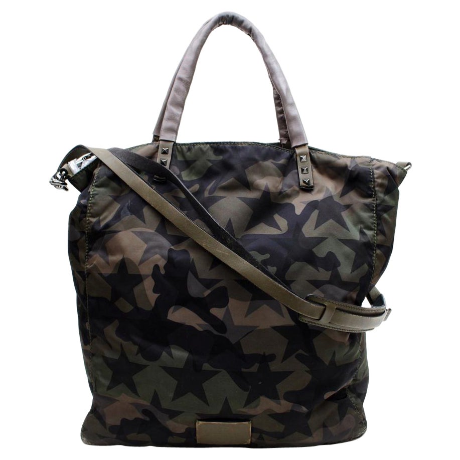 Valentino Camouflage Star Rockstud 2way Tote 871702 en venta