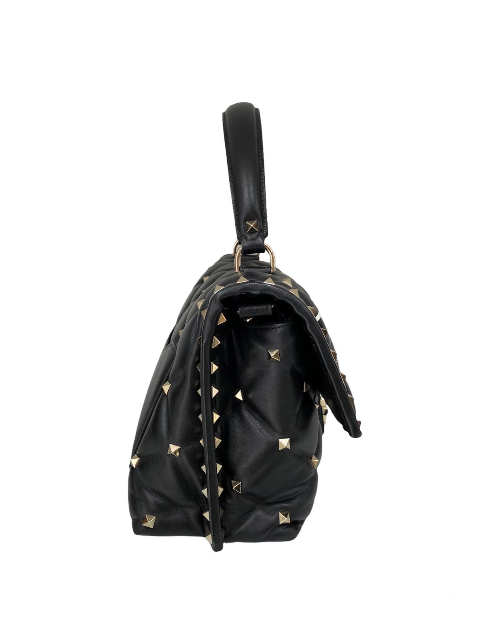 Valentino Candystud Black Handbag In Excellent Condition In Torre Del Greco, IT