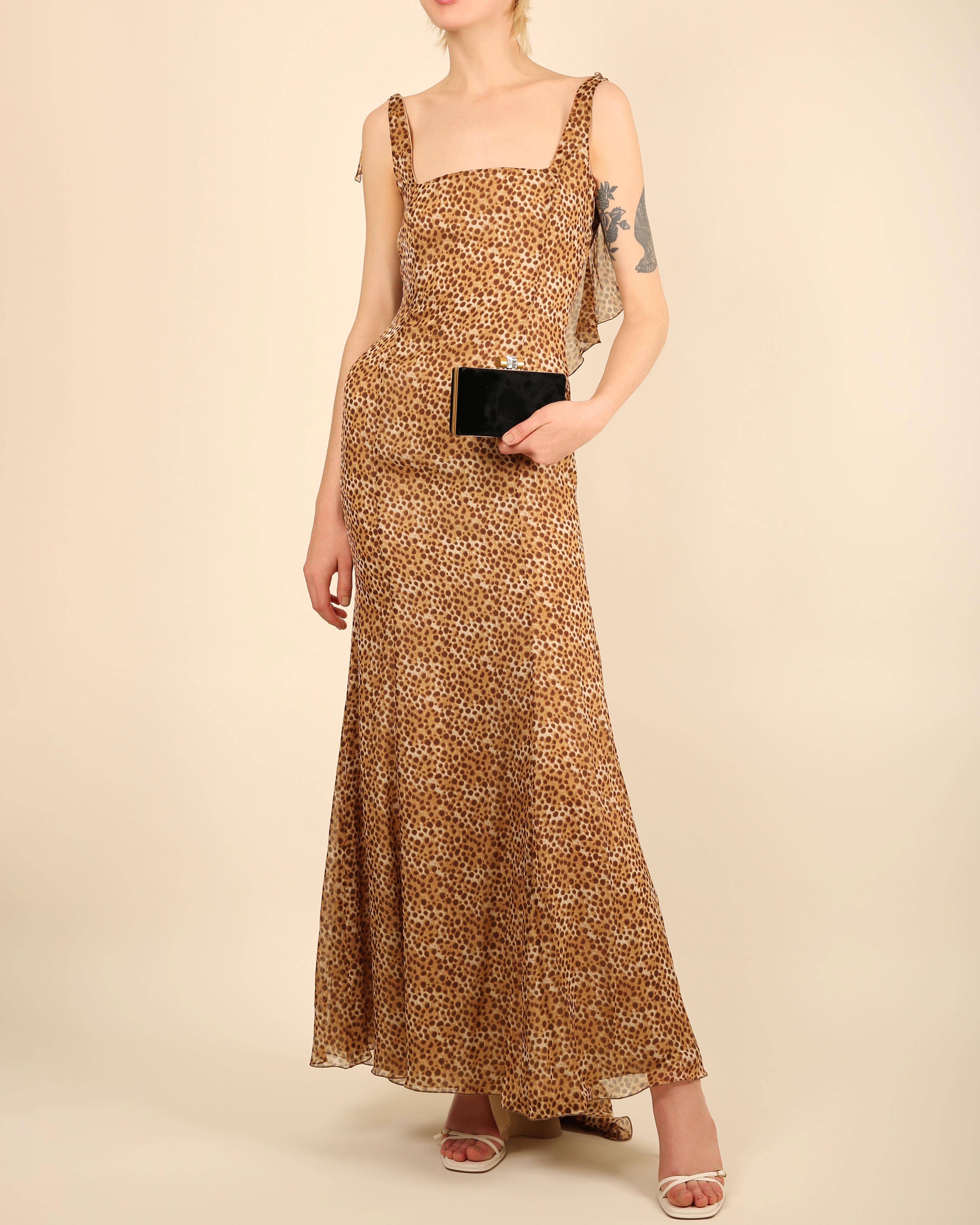 Valentino circa 1990 vintage vestido sin mangas con estampado de leopardo marrón sin espalda en venta 2