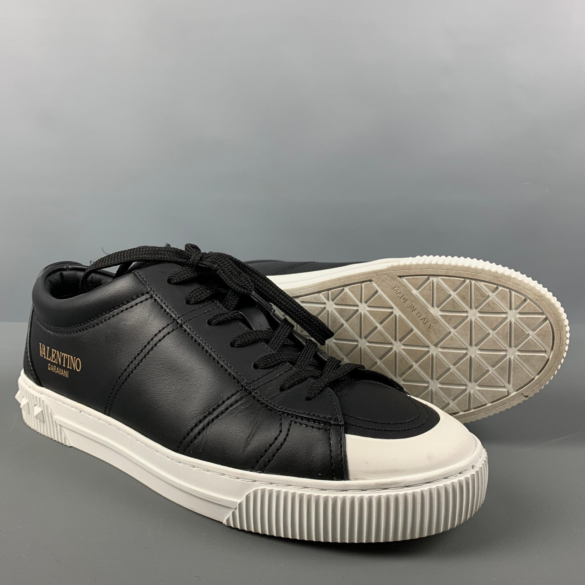VALENTINO 'City Planet Rockstud' Size 8 Black Studded Leather Low Top Sneakers 2