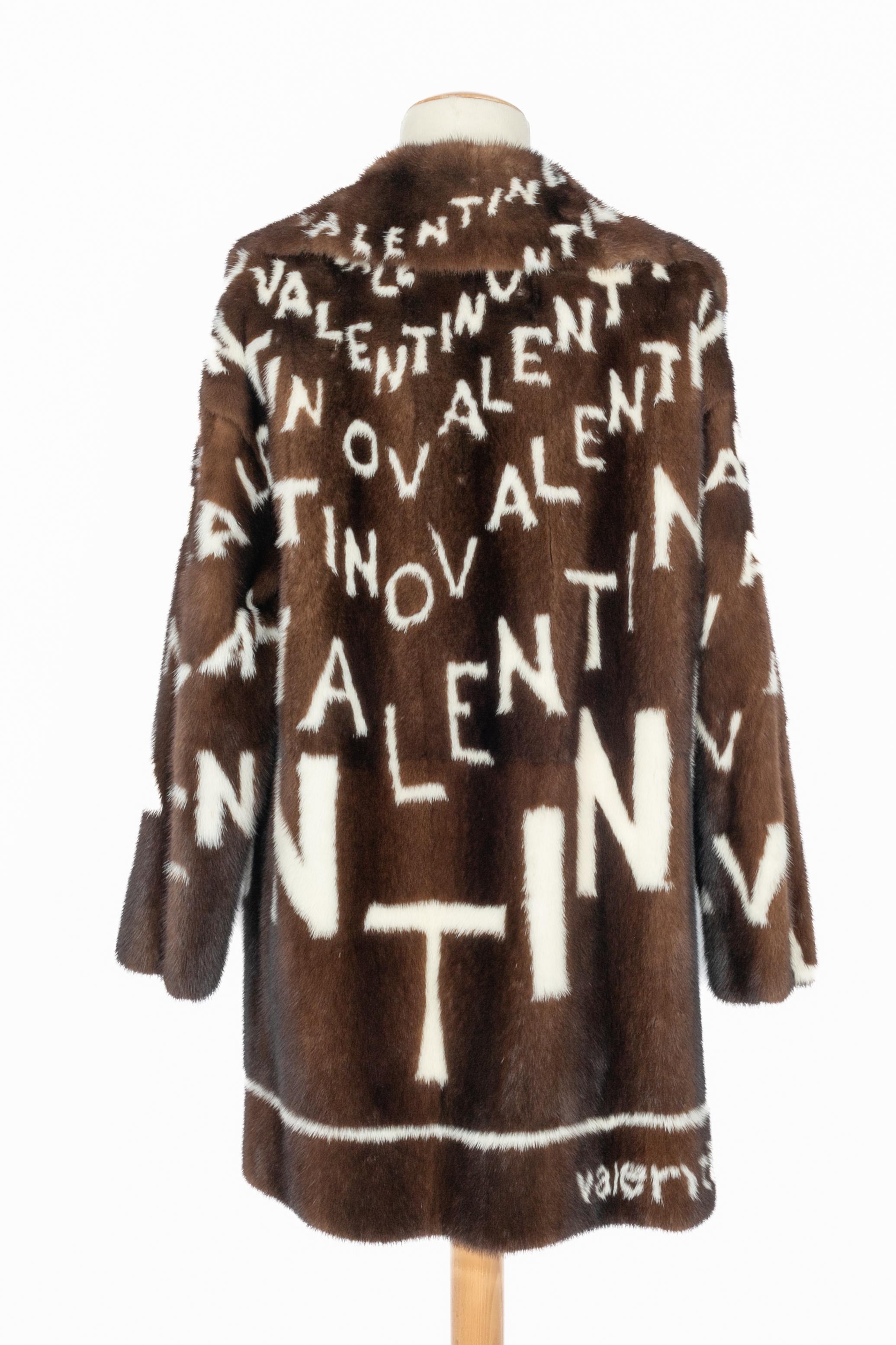 Manteau Valentino en vente 1