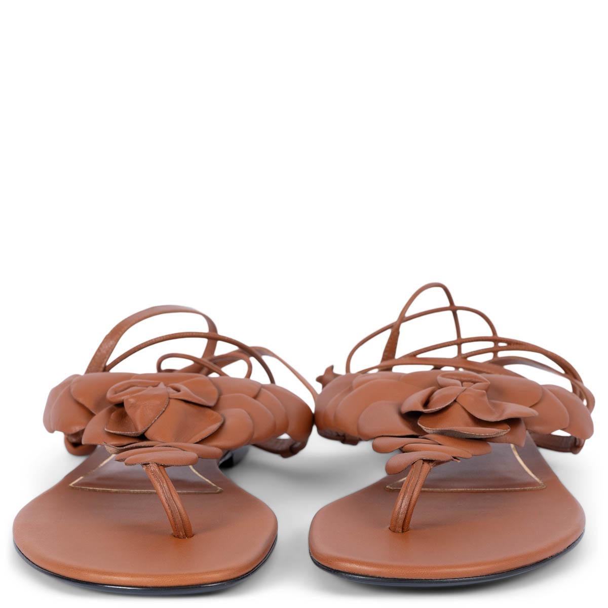 VALENTINO cognac brown leather 03 ROSE ED ATELIER Sandals Shoes 38.5 In Excellent Condition For Sale In Zürich, CH