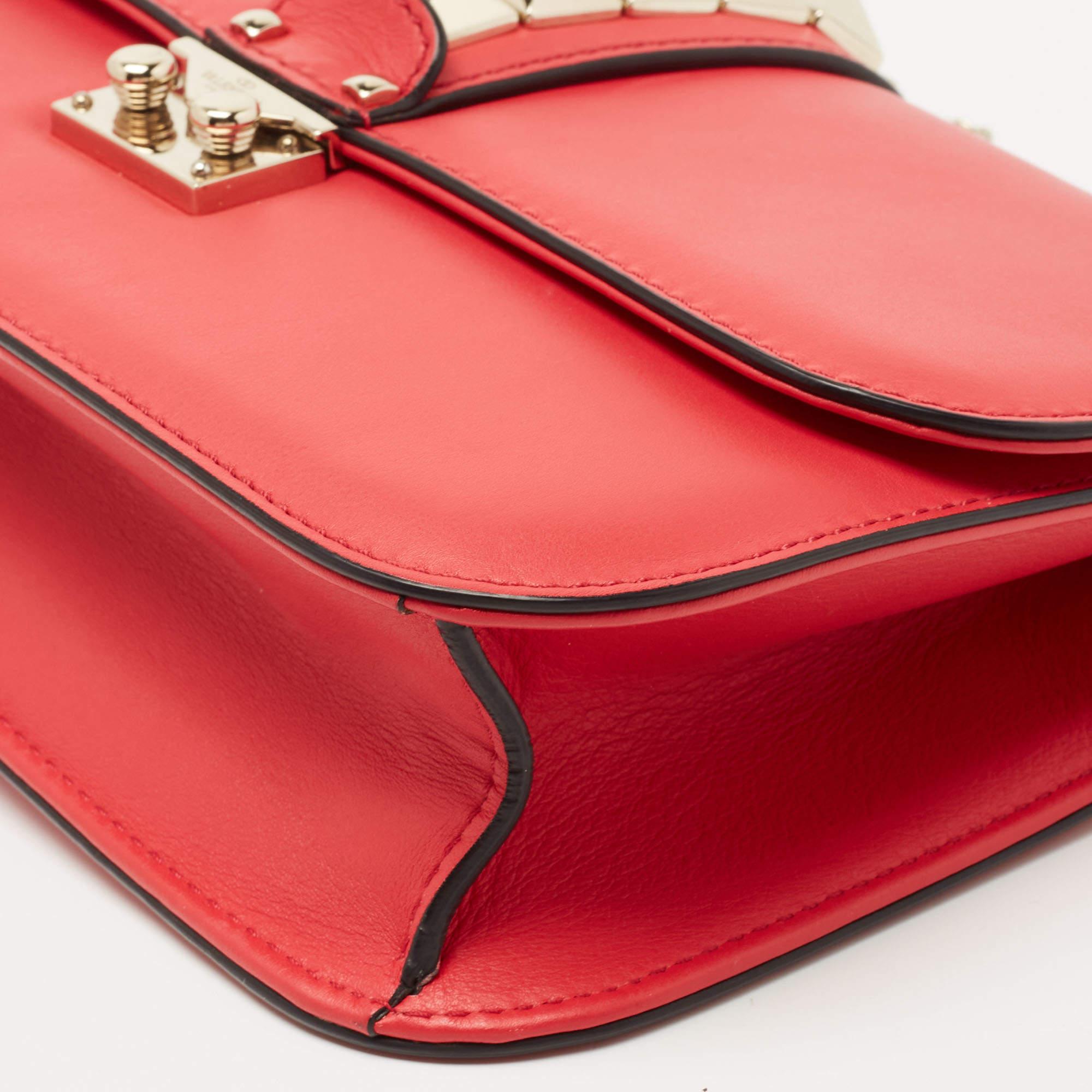 Valentino Coral Red Leather Medium Glam Lock Chain Shoulder Bag For Sale 3
