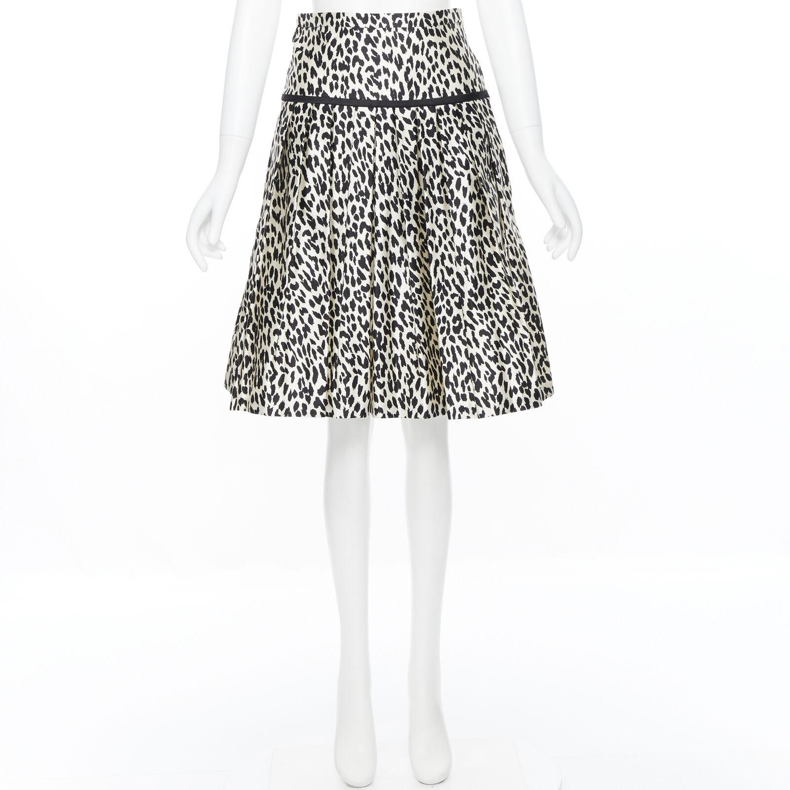 Gray VALENTINO cotton silk black white leopard spot print pleated flared skirt IT38 For Sale