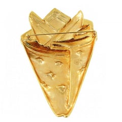 Valentino Brooche couture