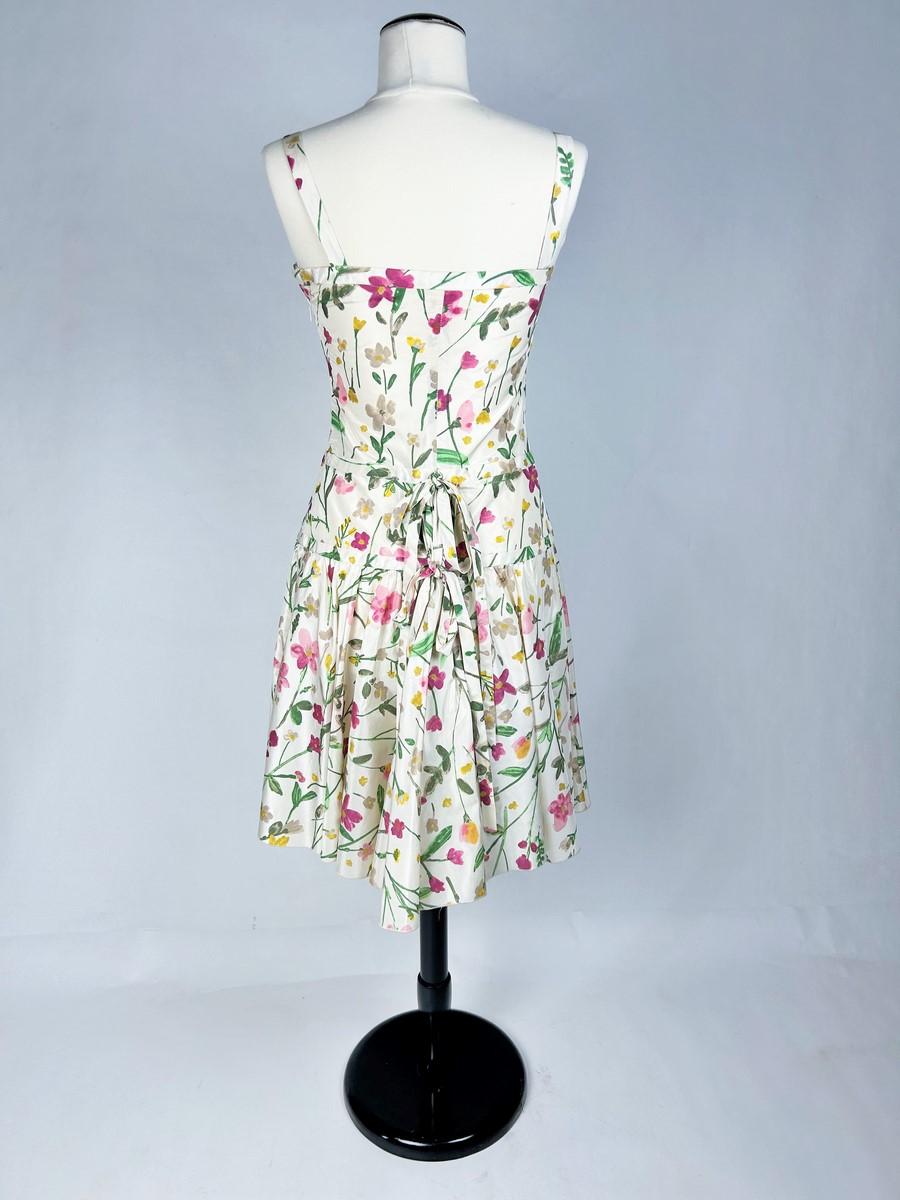 Valentino Couture summer dress and coat in printed silk taffeta Circa 2010 For Sale 5