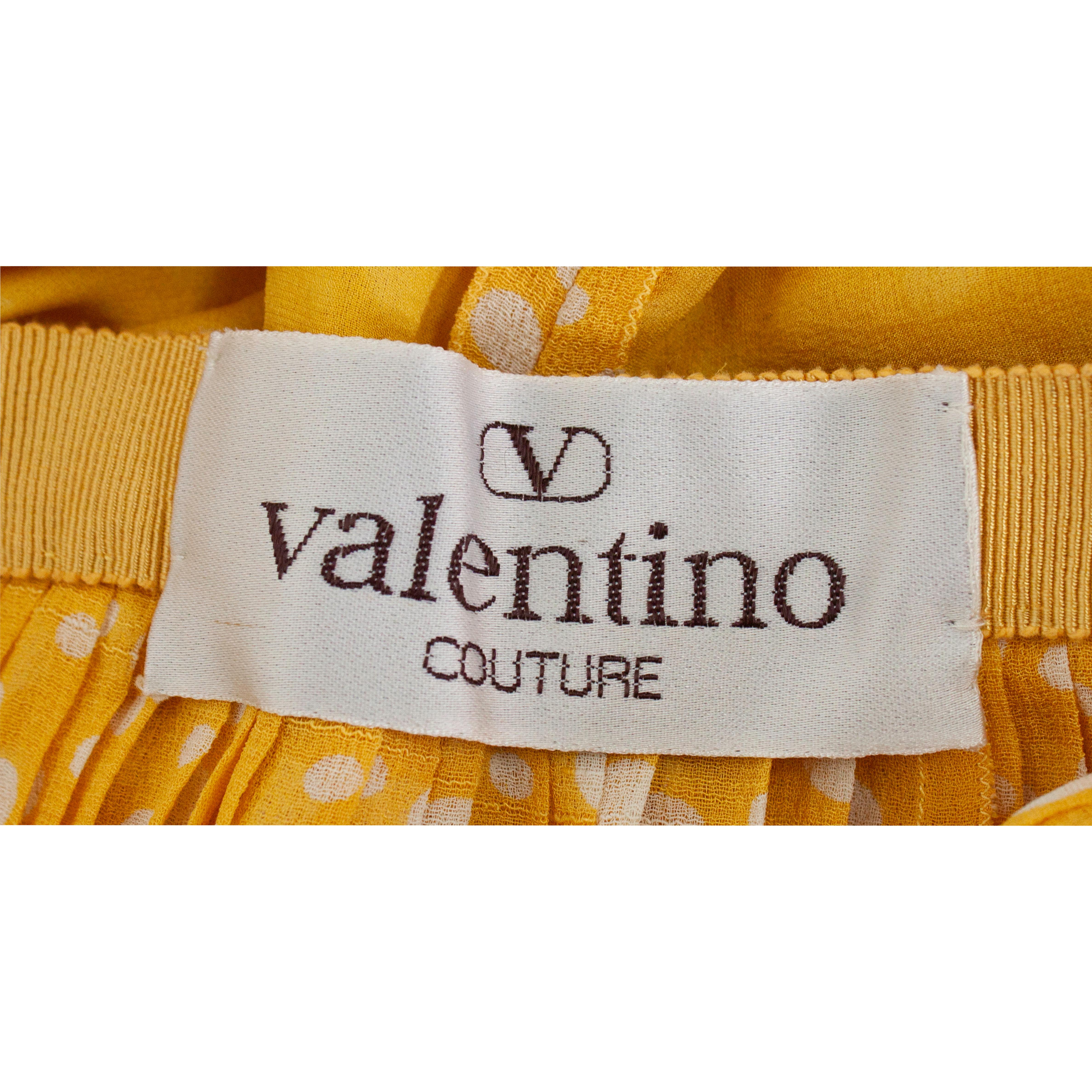Valentino couture yellow silk chiffon dress. circa 1970s 1