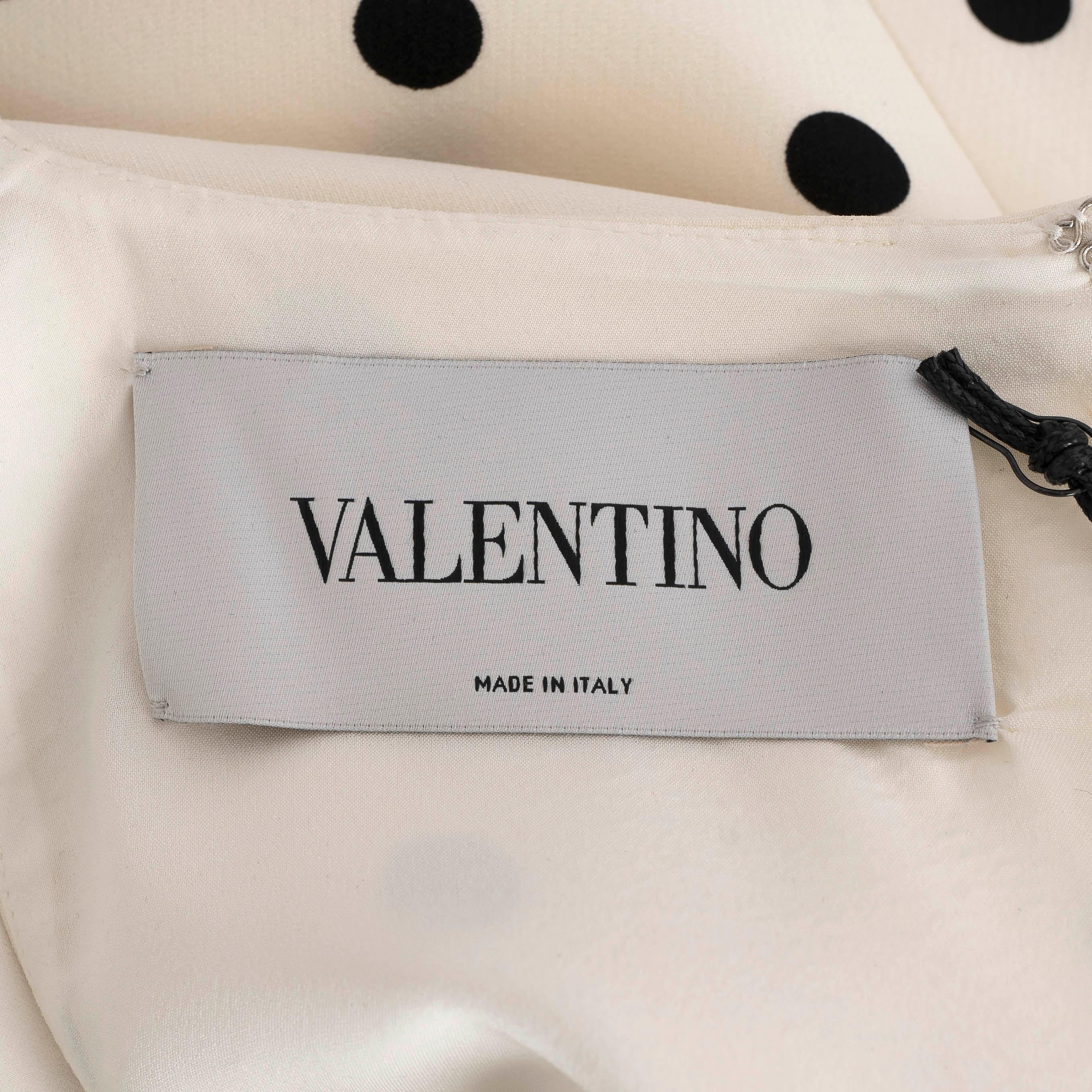 VALENTINO cream & black wool & silk 2021 POLKA DOT FLARED Dress 42 M For Sale 1