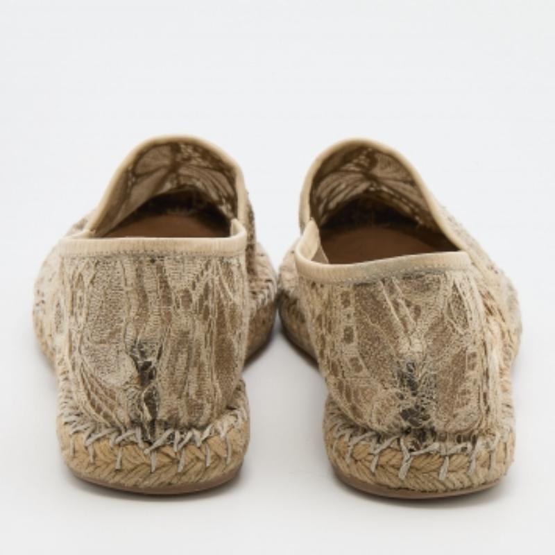 Marron Valentino - Espadrilles en dentelle et cuir crème, taille 36 en vente
