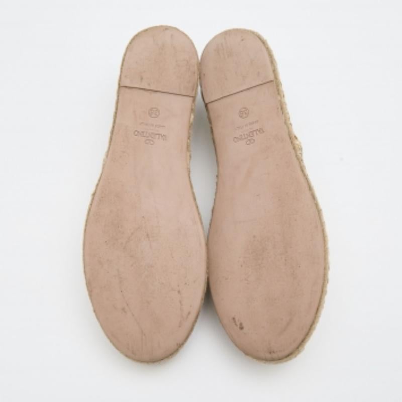 Valentino - Espadrilles en dentelle et cuir crème, taille 36 en vente 3