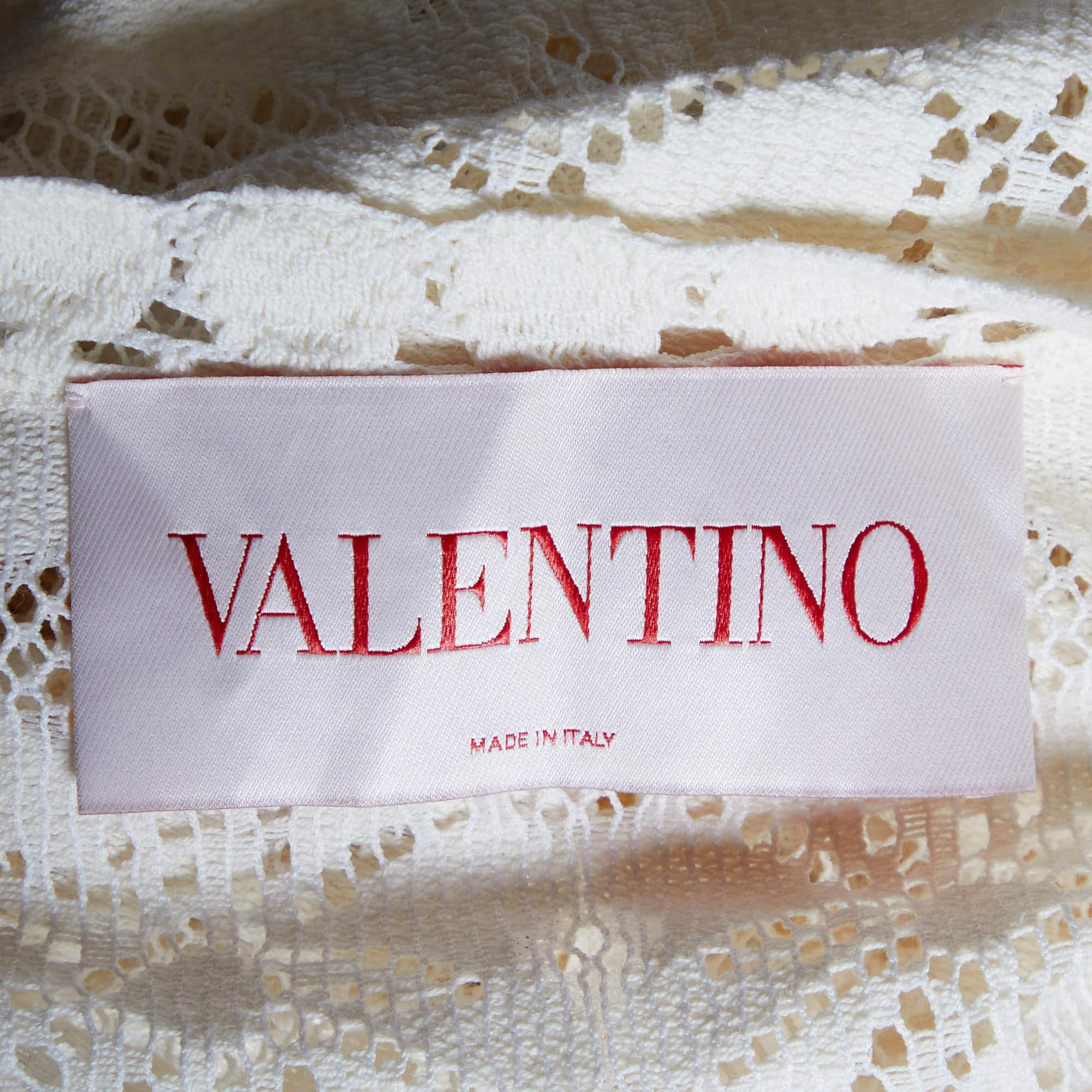 Valentino Cream Lace Full Sleeves Maxi Dress M Excellent état à Dubai, Al Qouz 2