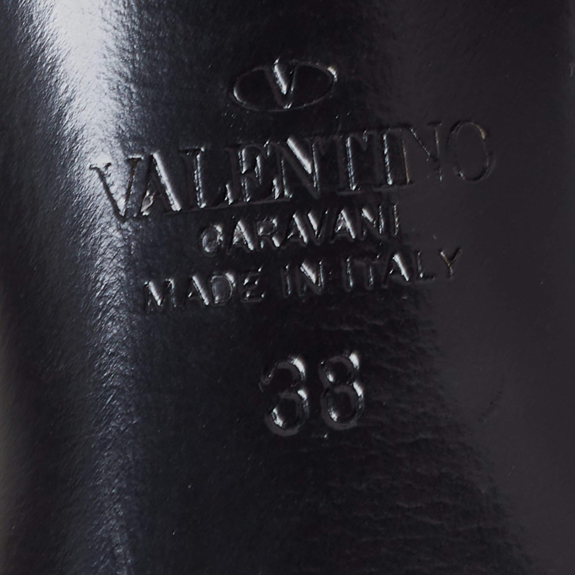 Valentino Cream Leather Roman Stud Ankle Strap Flats Sandals Size 38 3