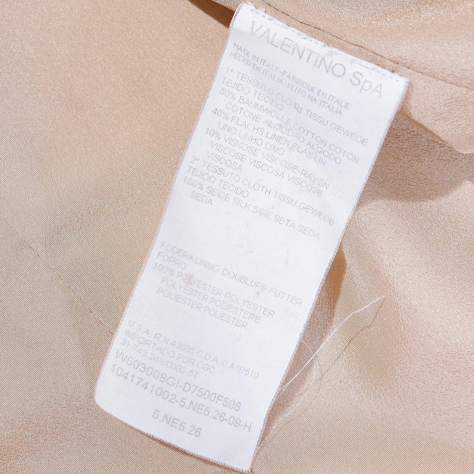 Valentino Creamy Sand Beige Cropped Nubby Linen Blend Jacket w Silk Ribbon For Sale 5