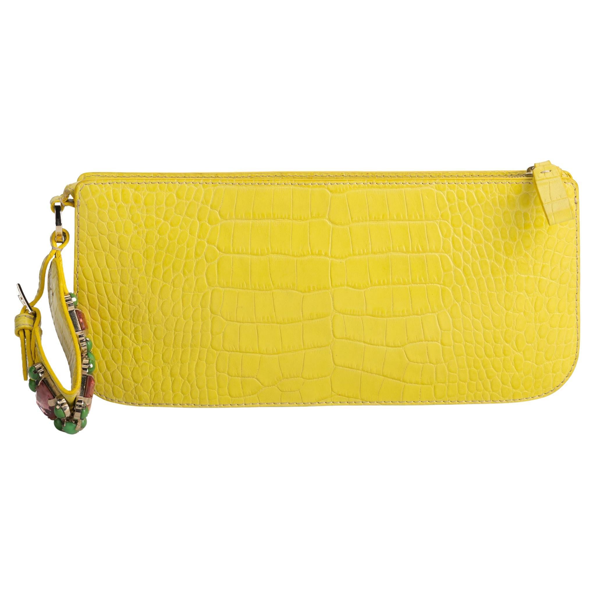 Valentino Handtasche mit gelbem Krokodillederdruck im Angebot