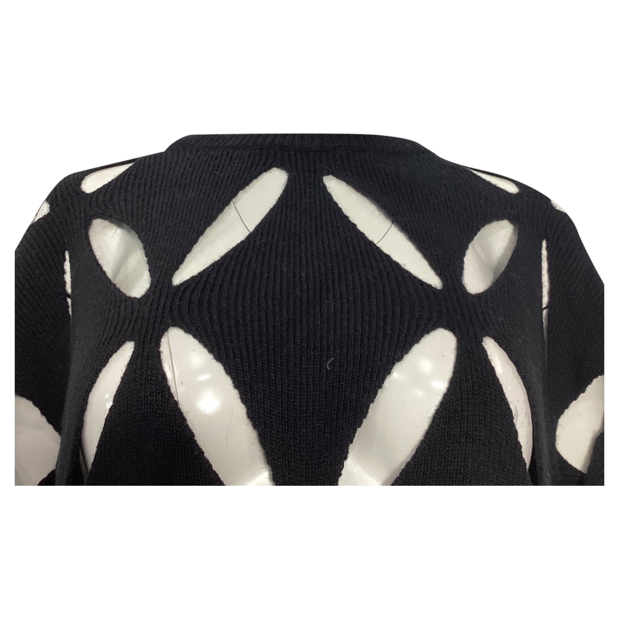 Jersey con aberturas de Valentino, de lana virgen negra en venta