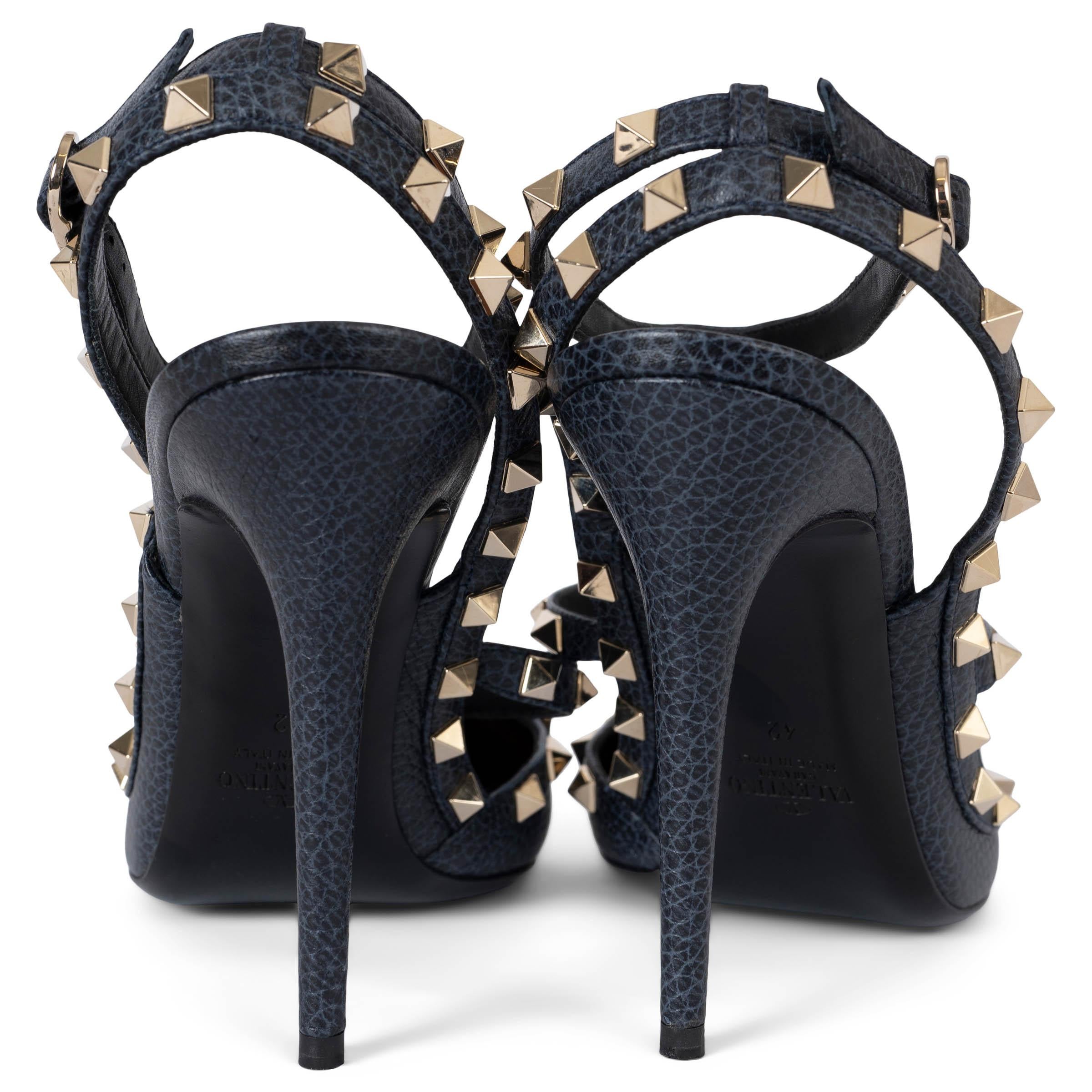 Valentino, pelle blu scuro ROCKSTUD CAGE SLINGBACK Scarpe 42 In condizioni ottime in vendita a Zürich, CH