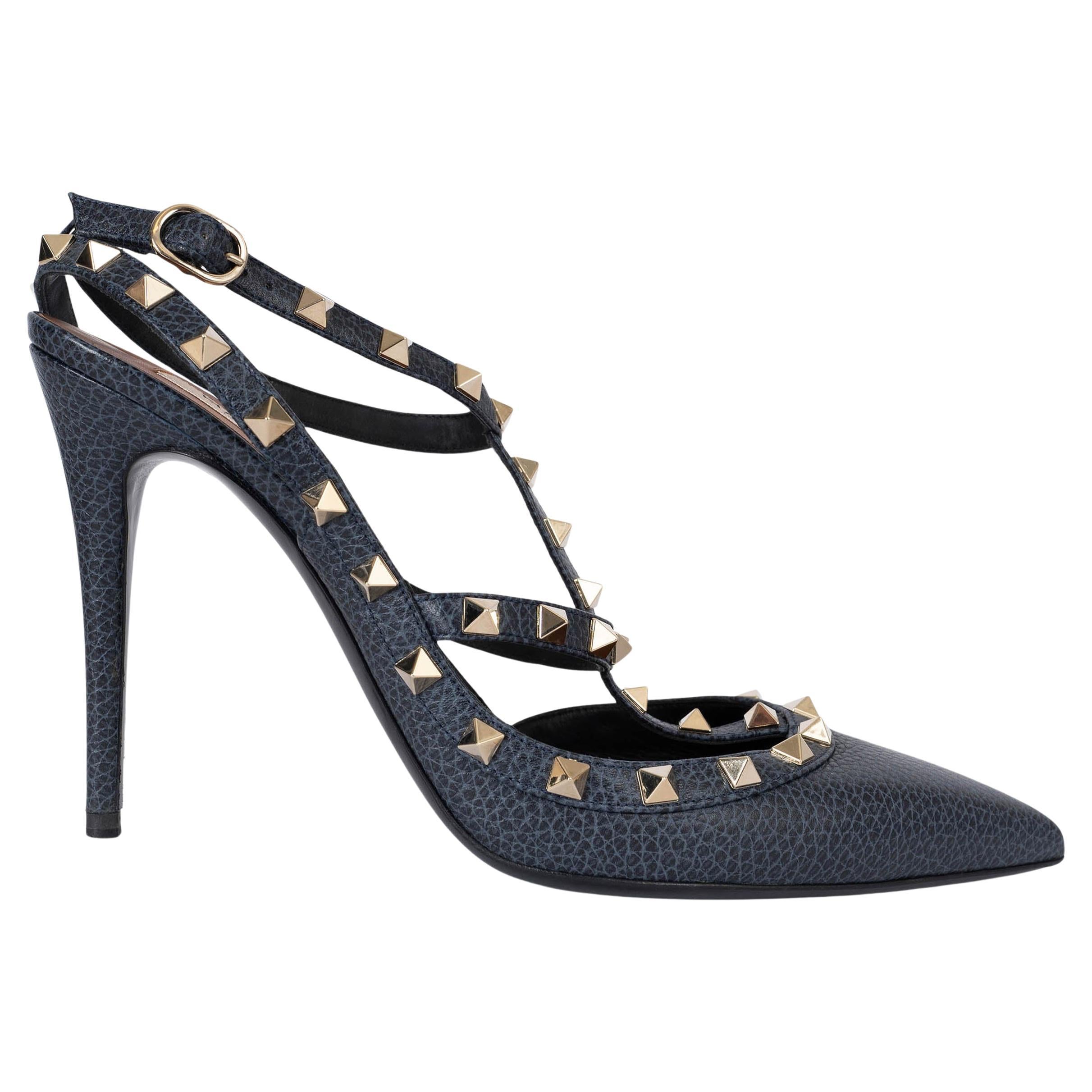 Valentino, pelle blu scuro ROCKSTUD CAGE SLINGBACK Scarpe 42 in vendita