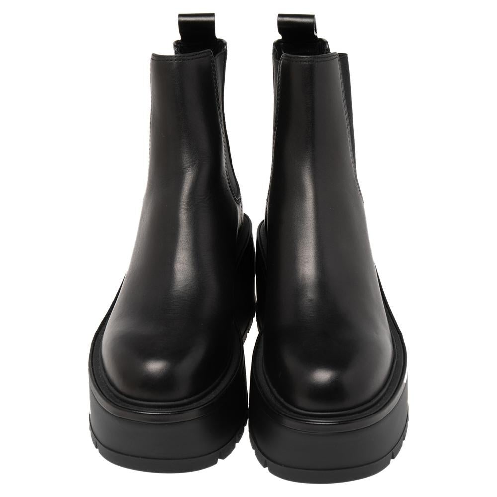 valentino uniqueform boots