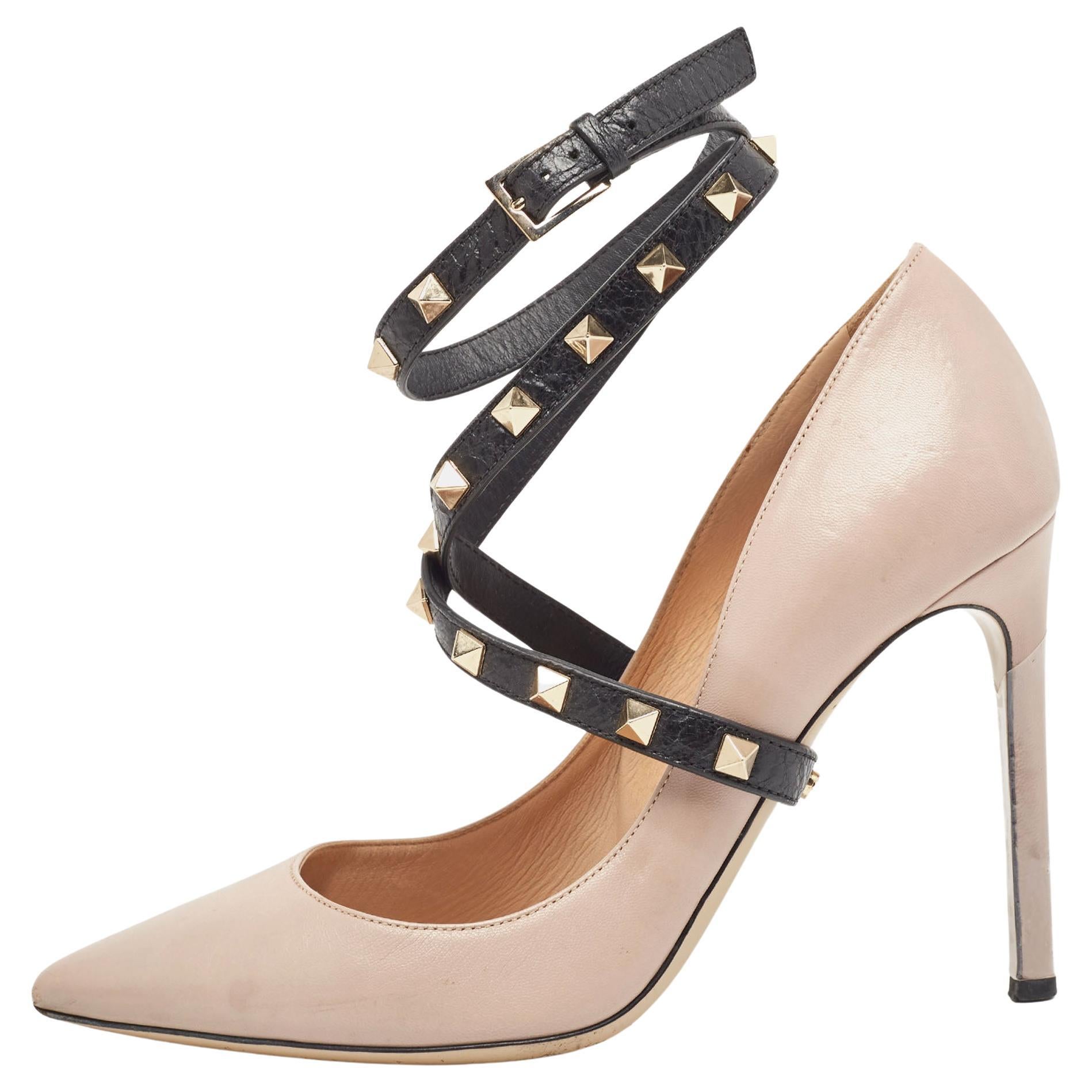 Valentino Dusty Pink/Black Leather Rockstud Ankle Wrap Pumps Size 38 For Sale