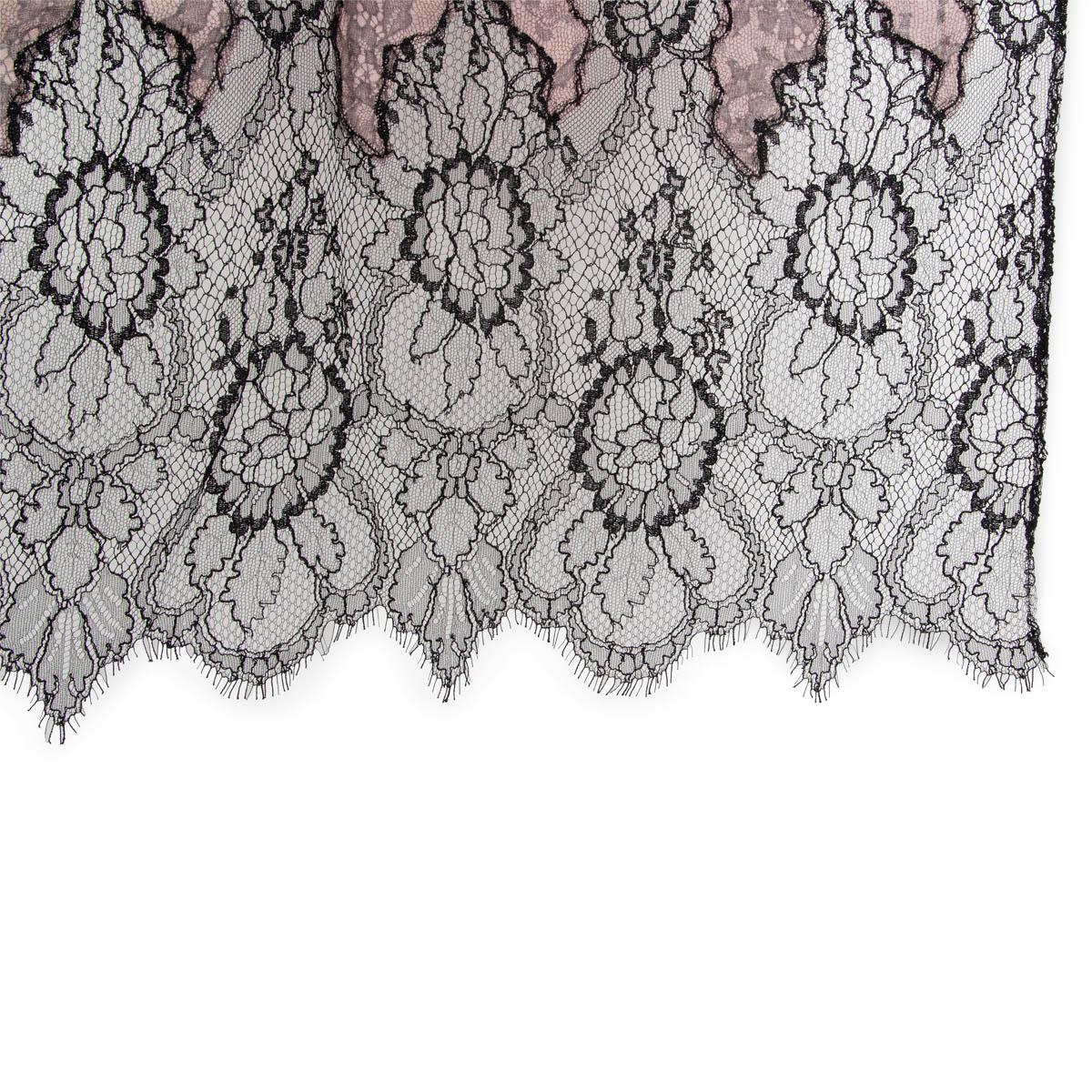 VALENTINO dusty pink & black modal LACE PRINT & LACE Shawl Scarf In Excellent Condition In Zürich, CH