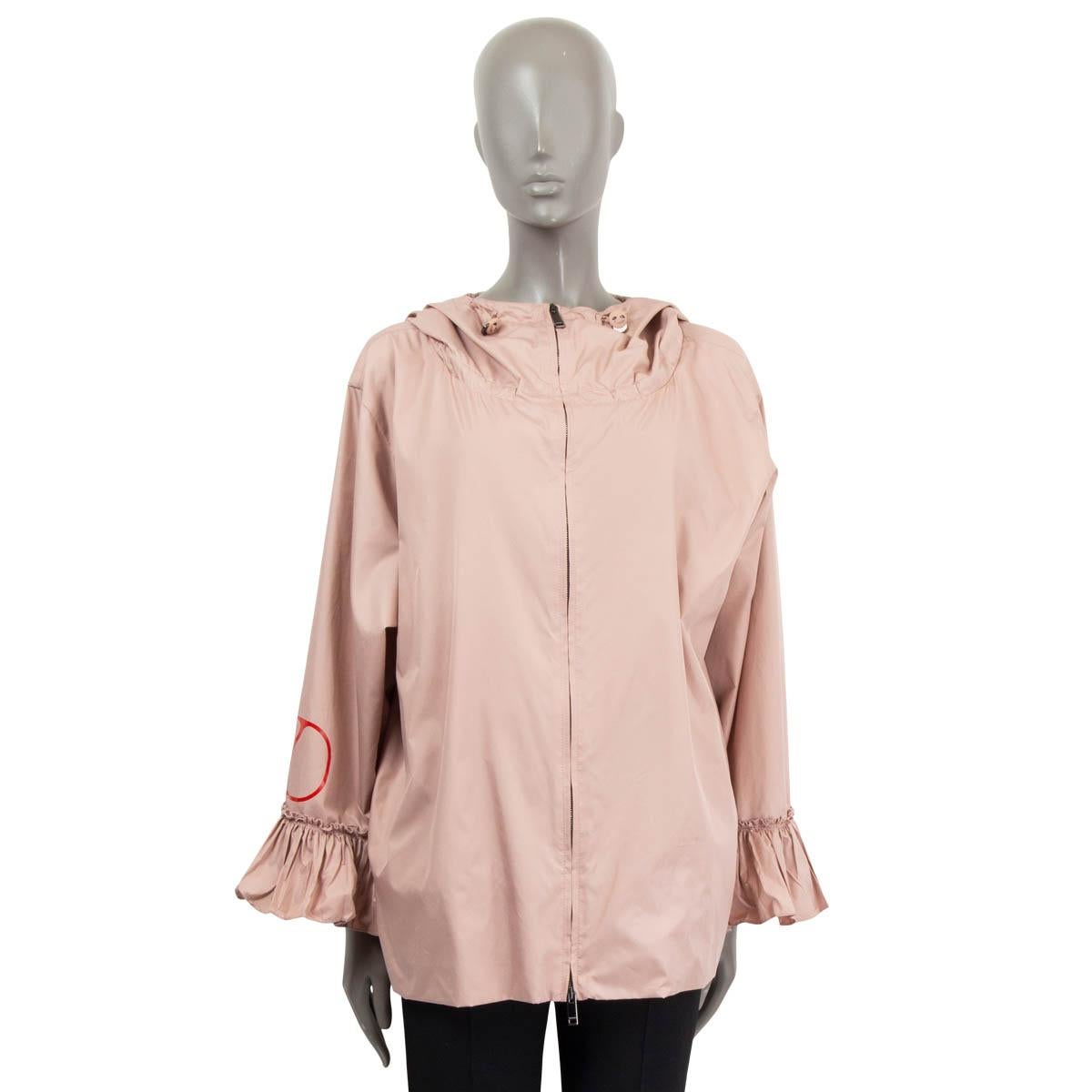 Beige VALENTINO dusty pink polyester LOGO HOODED WINDBREAKER Jacket 40 S For Sale