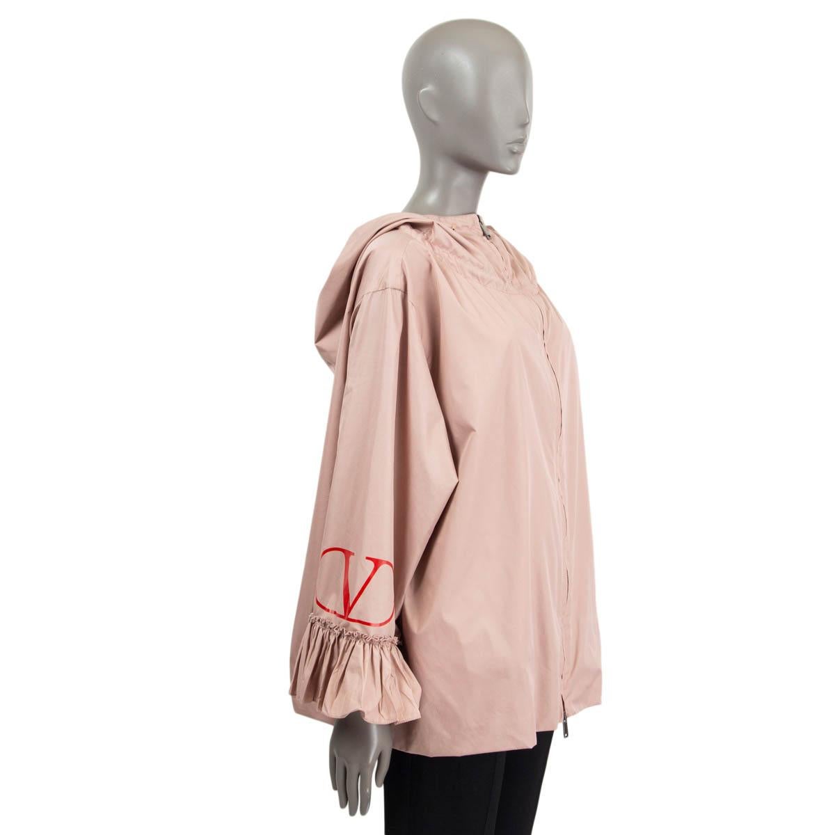 VALENTINO dusty pink polyester LOGO HOODED WINDBREAKER Jacket 40 S For Sale 2