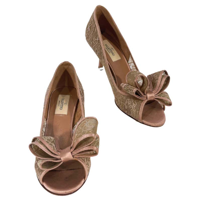 20s Tan Fabric Heels with Grey Leather Detailing For Sale at 1stDibs ...